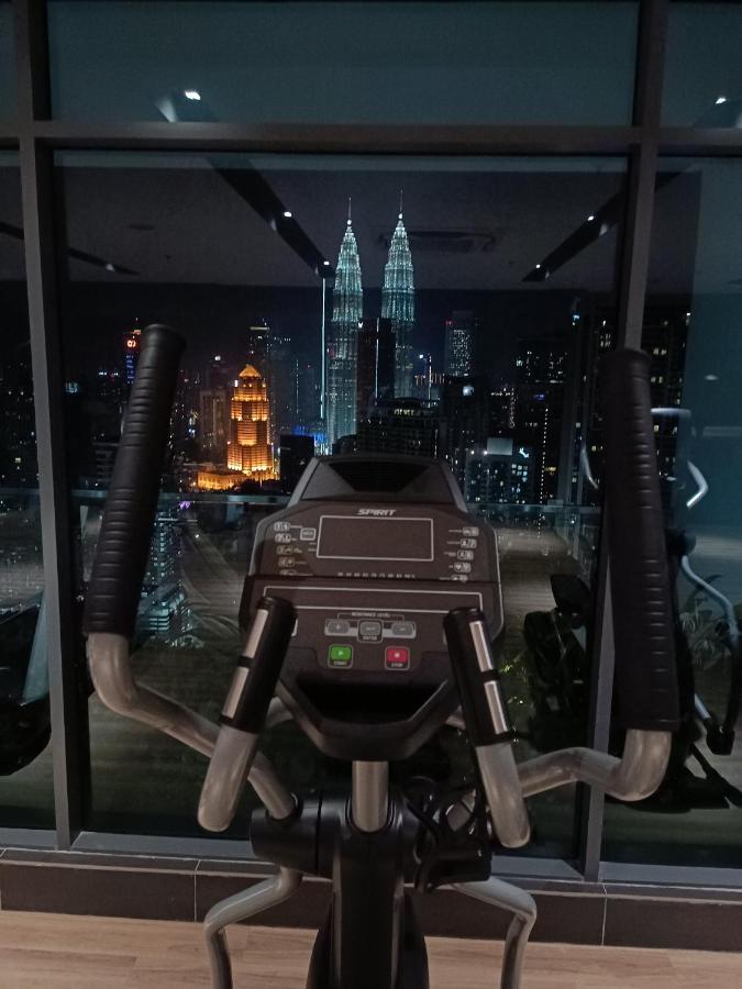 Pangsapuri Cl 93b Balcony Klcc View